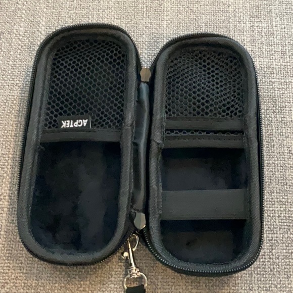 Carry case - Picture 6 of 6